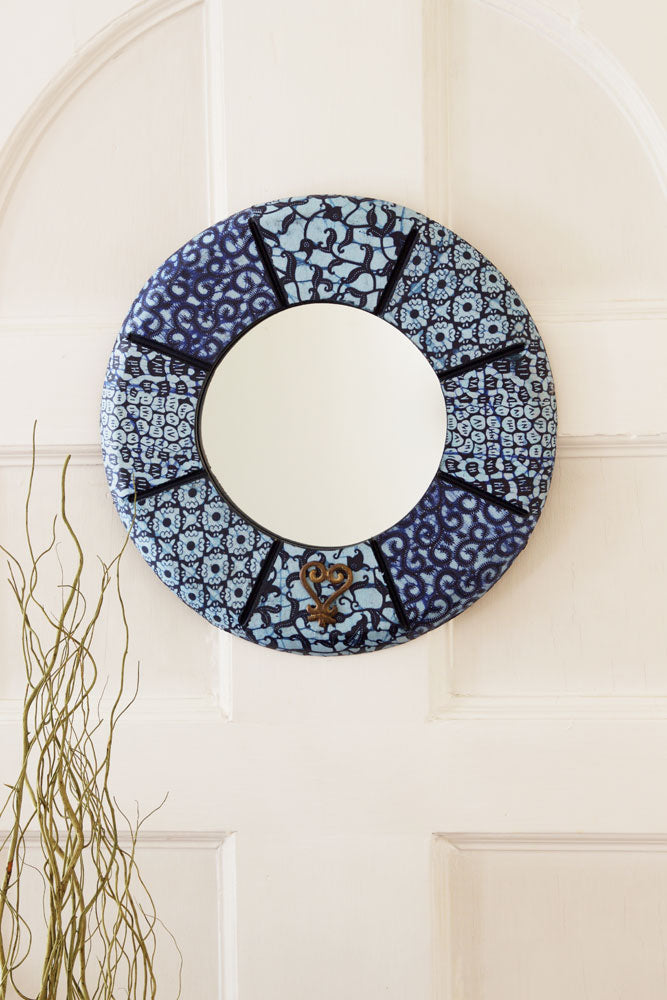 16" Round Bibire Wax Cloth Mirror